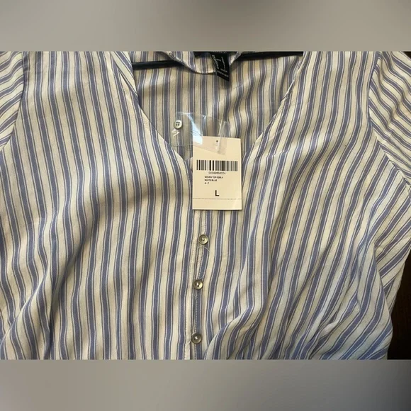 Vertical Striped Tie Top - Picture 7 of 8